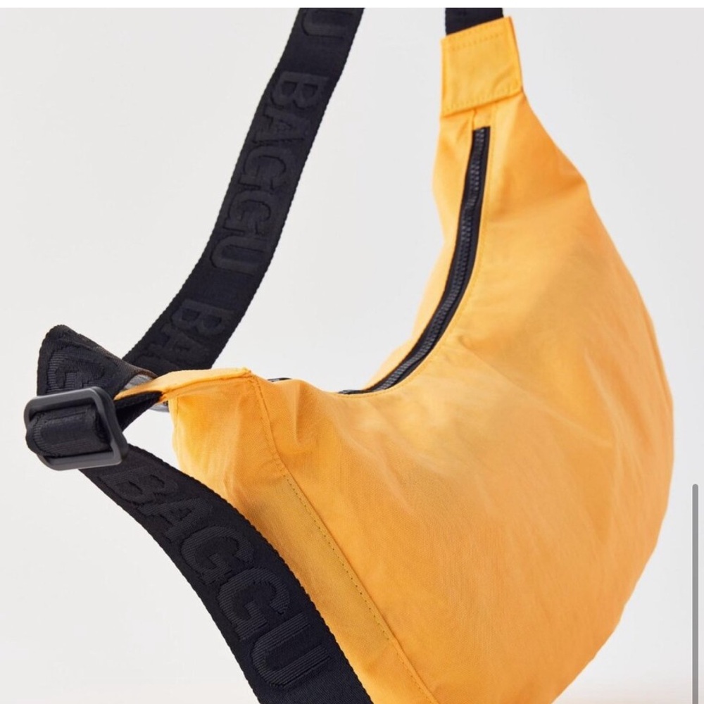 BAGGU Marigold Shoulder Bag with Black Strap - Picture 3 of 4